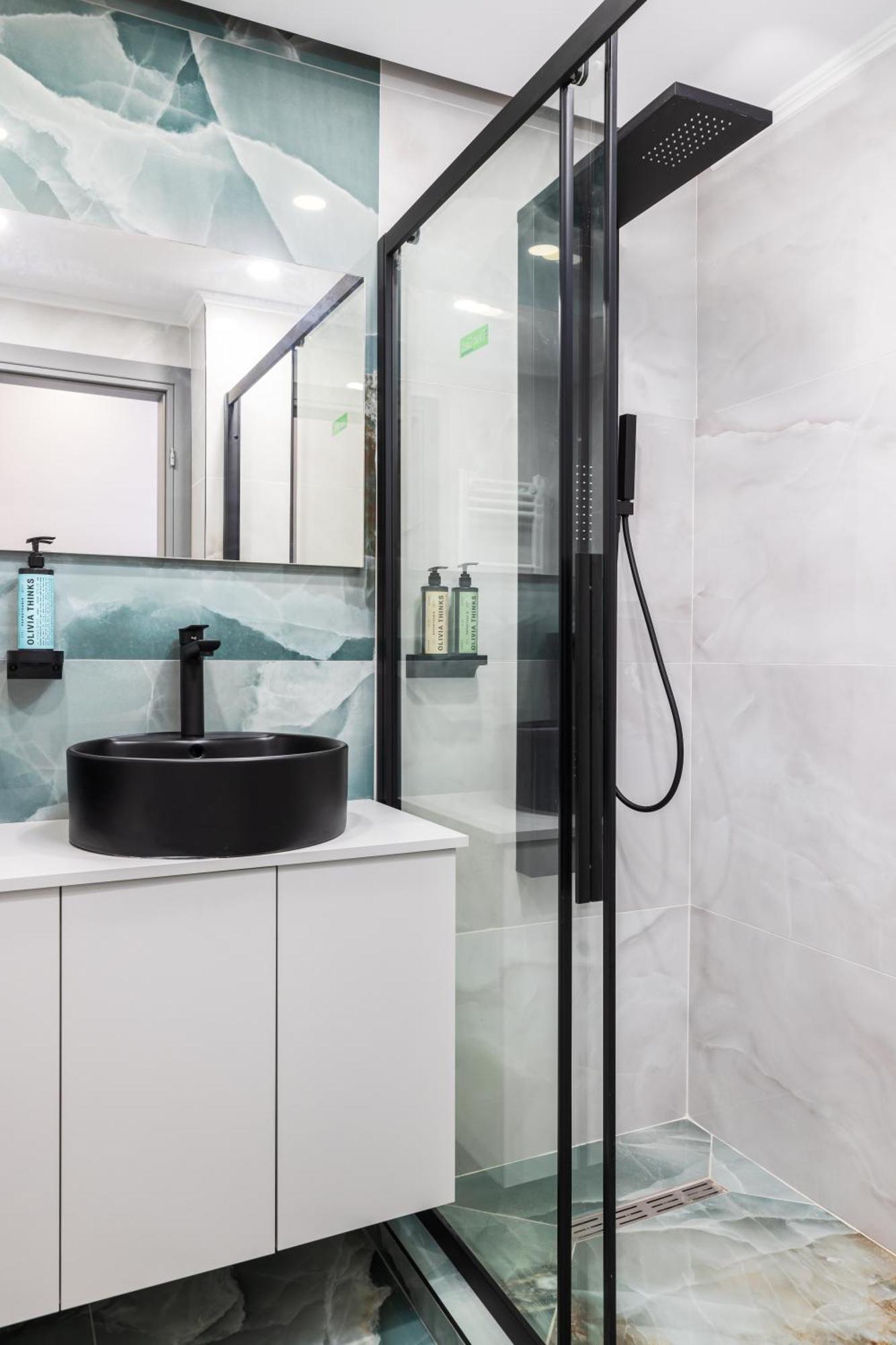 Ophelia By Halu!, Luxury With Hot Tub Apartament